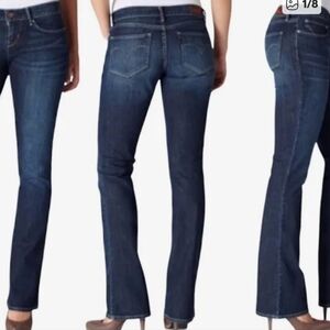 Levi's Slight Curve Boot Cut Jeans Size 32